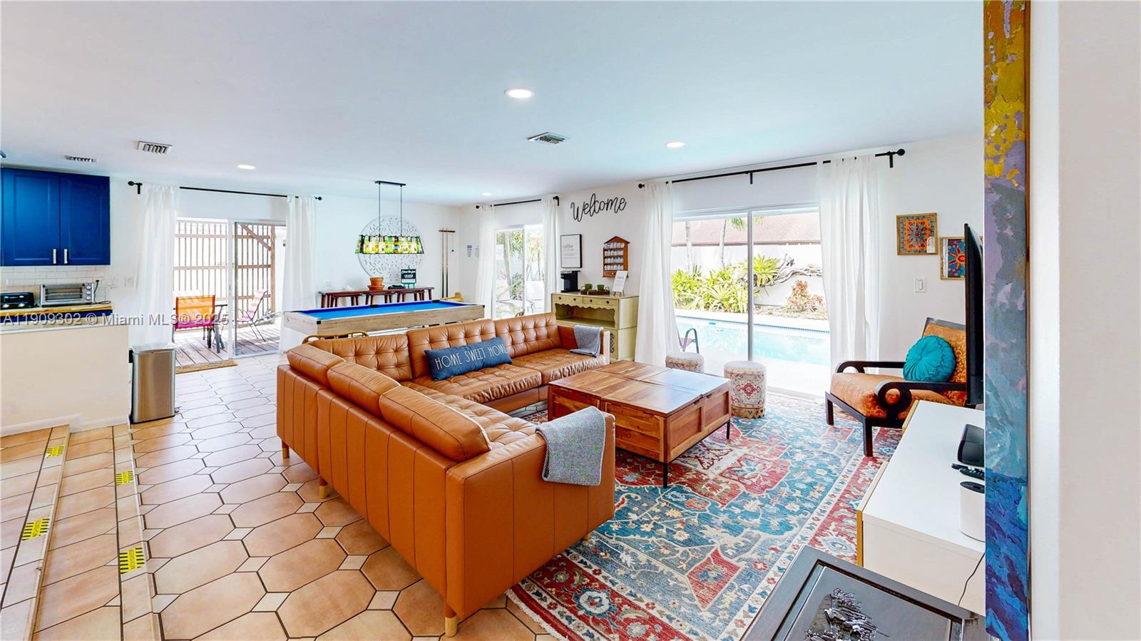 CALUSA CLUB ESTATES 3RD A - Residential