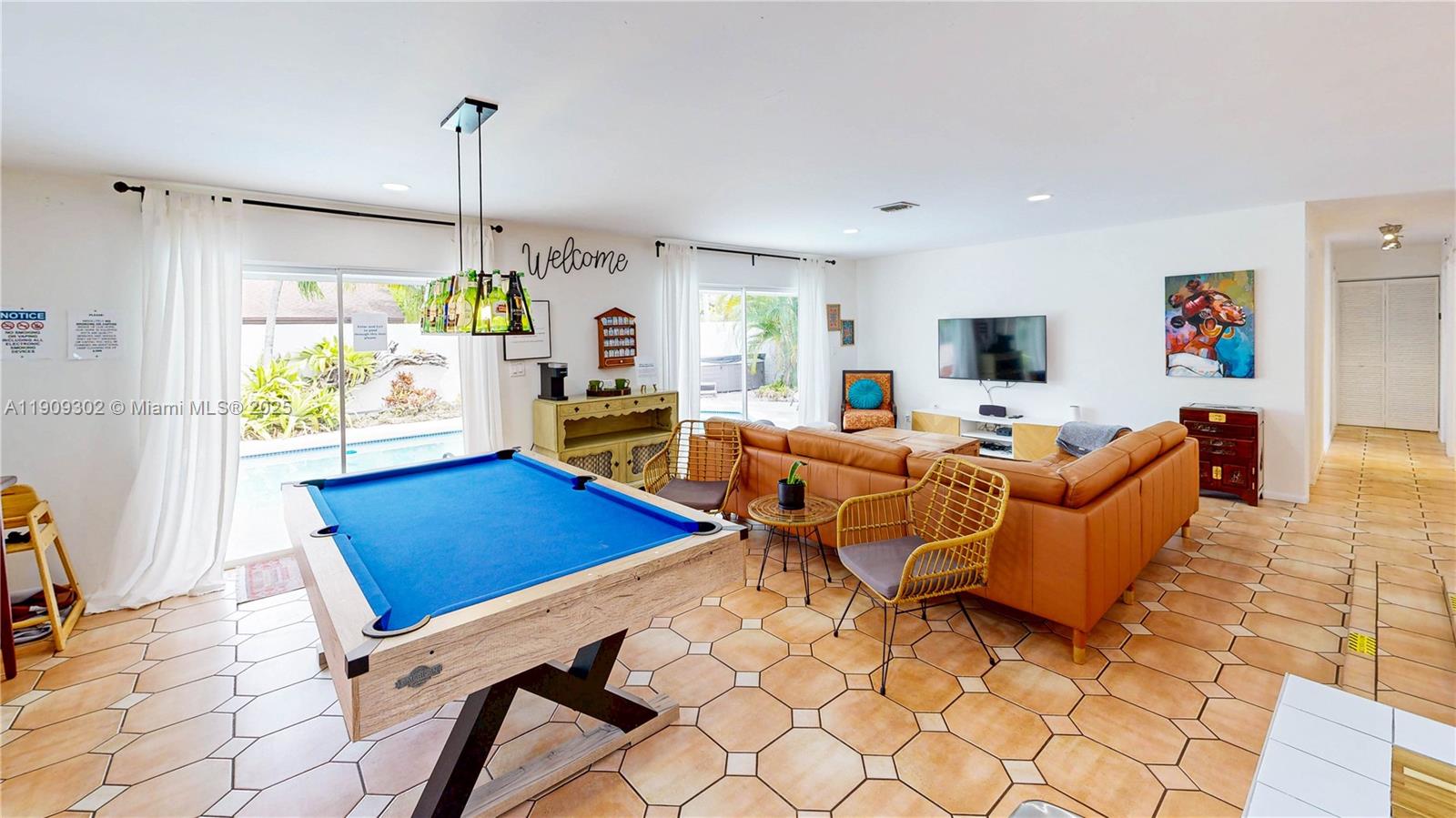 CALUSA CLUB ESTATES 3RD A - Residential