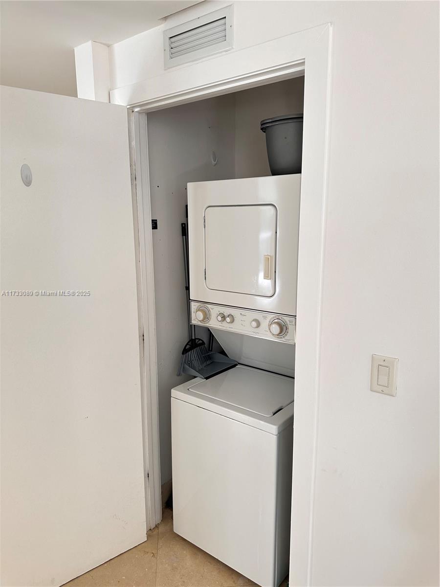1060 BRICKELL CONDO - Residential