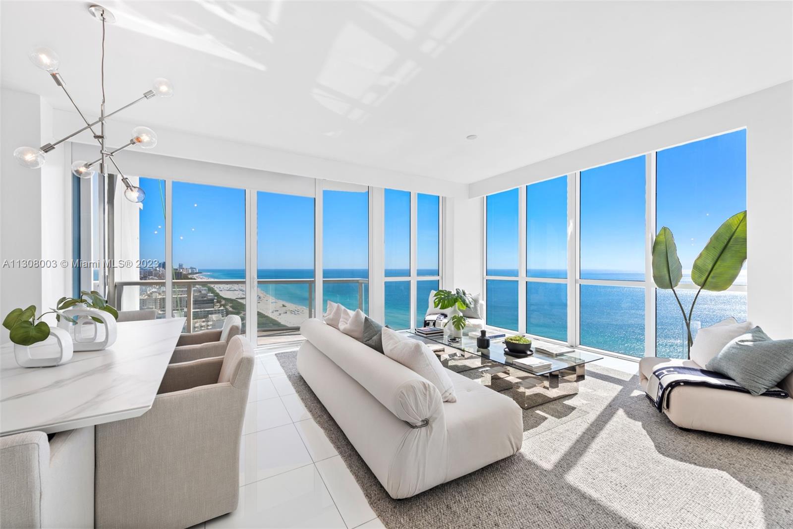 CONTINUUM ON SOUTH BEACH - Residential