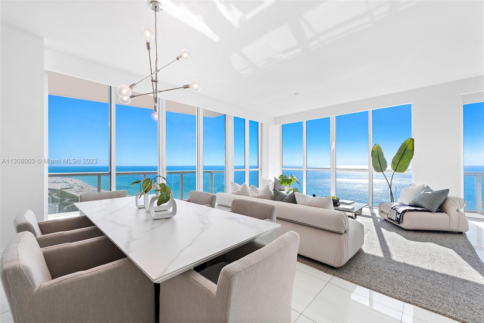 CONTINUUM ON SOUTH BEACH - Residential