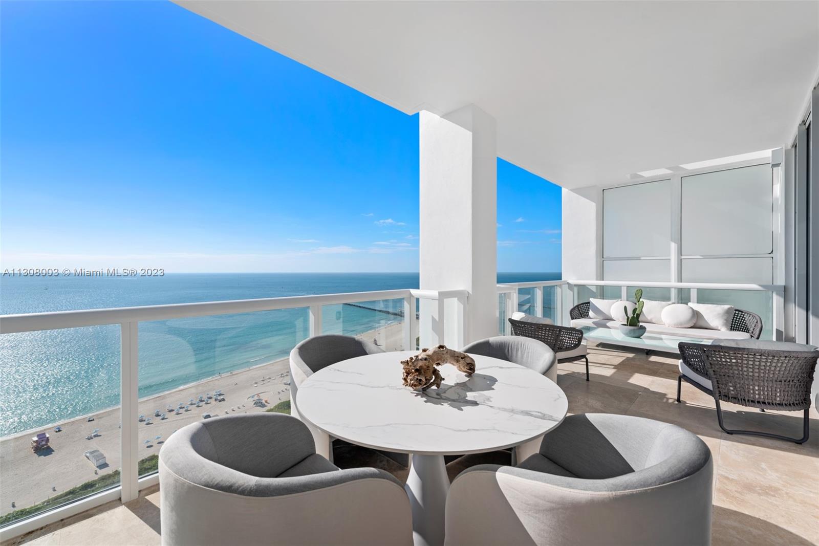 CONTINUUM ON SOUTH BEACH - Residential