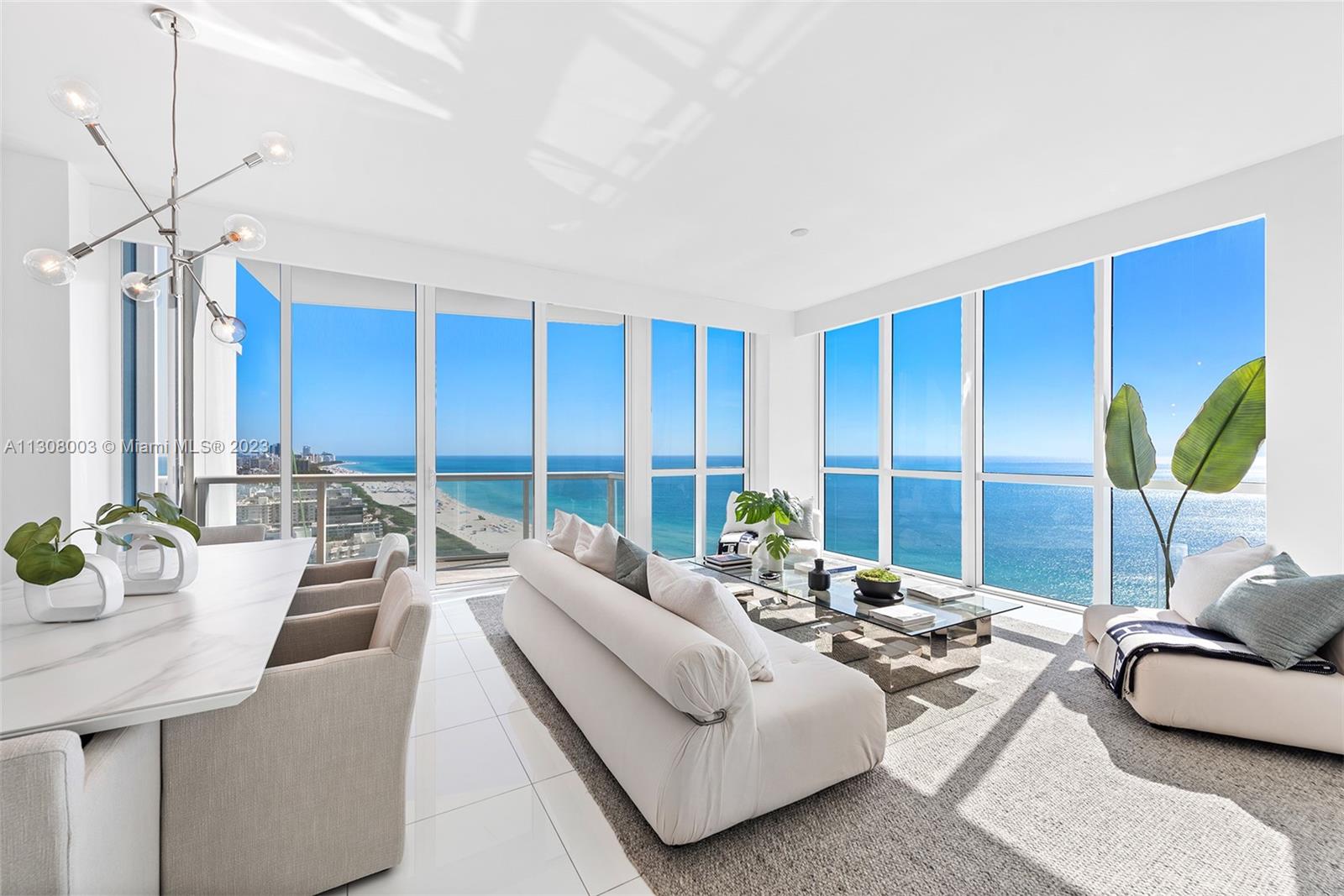 CONTINUUM ON SOUTH BEACH - Residential