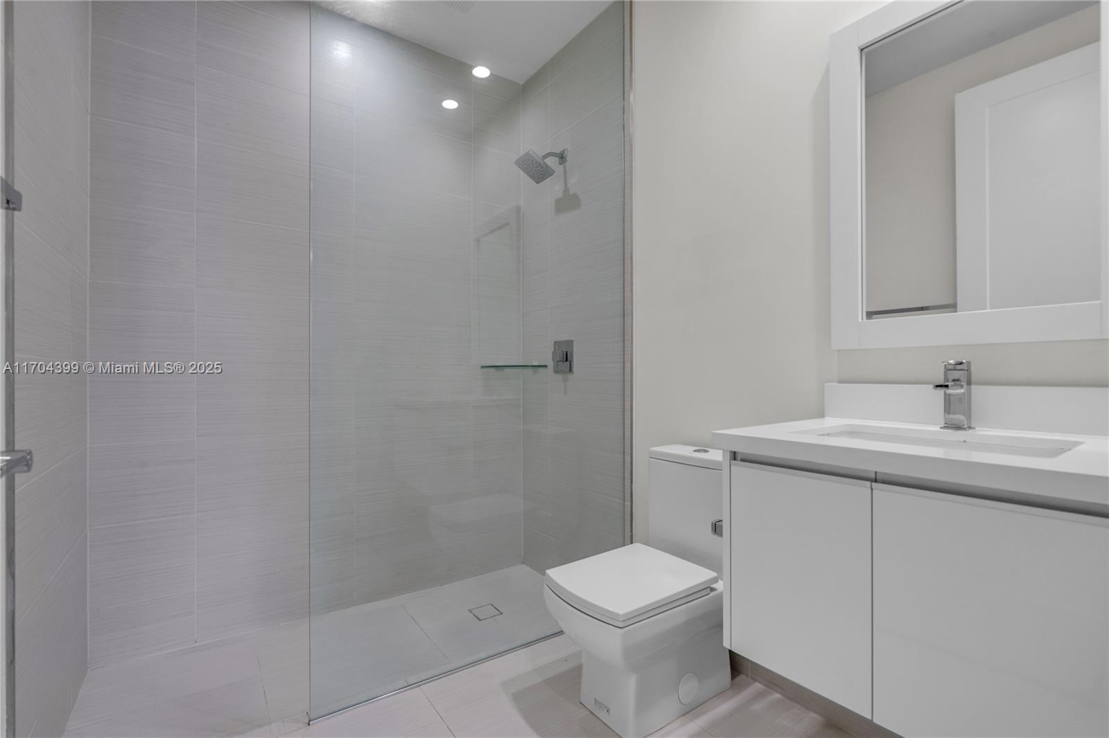 LANDMARK AT DORAL - Residential