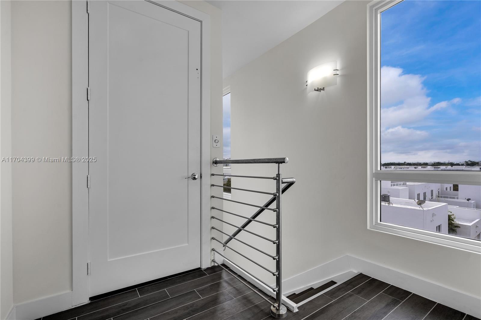 LANDMARK AT DORAL - Residential