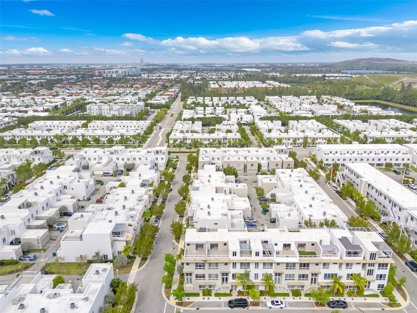 LANDMARK AT DORAL - Residential
