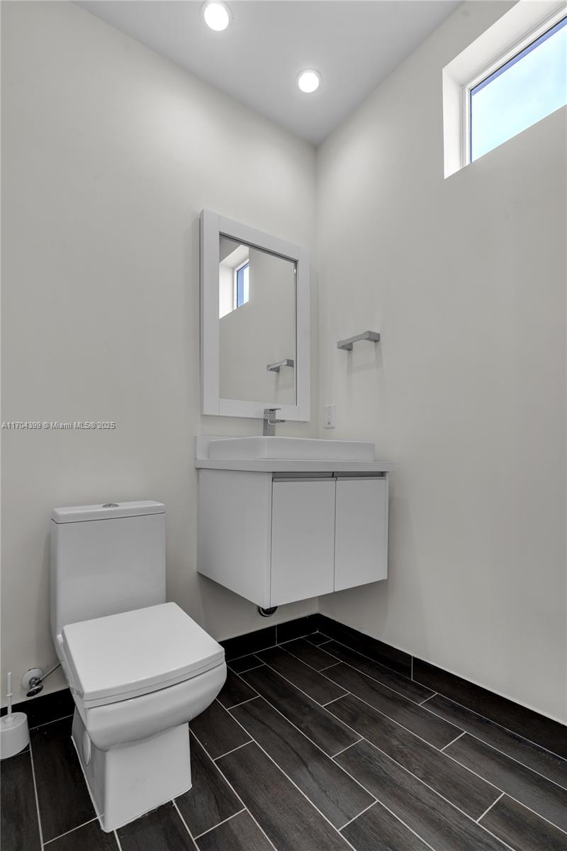 LANDMARK AT DORAL - Residential