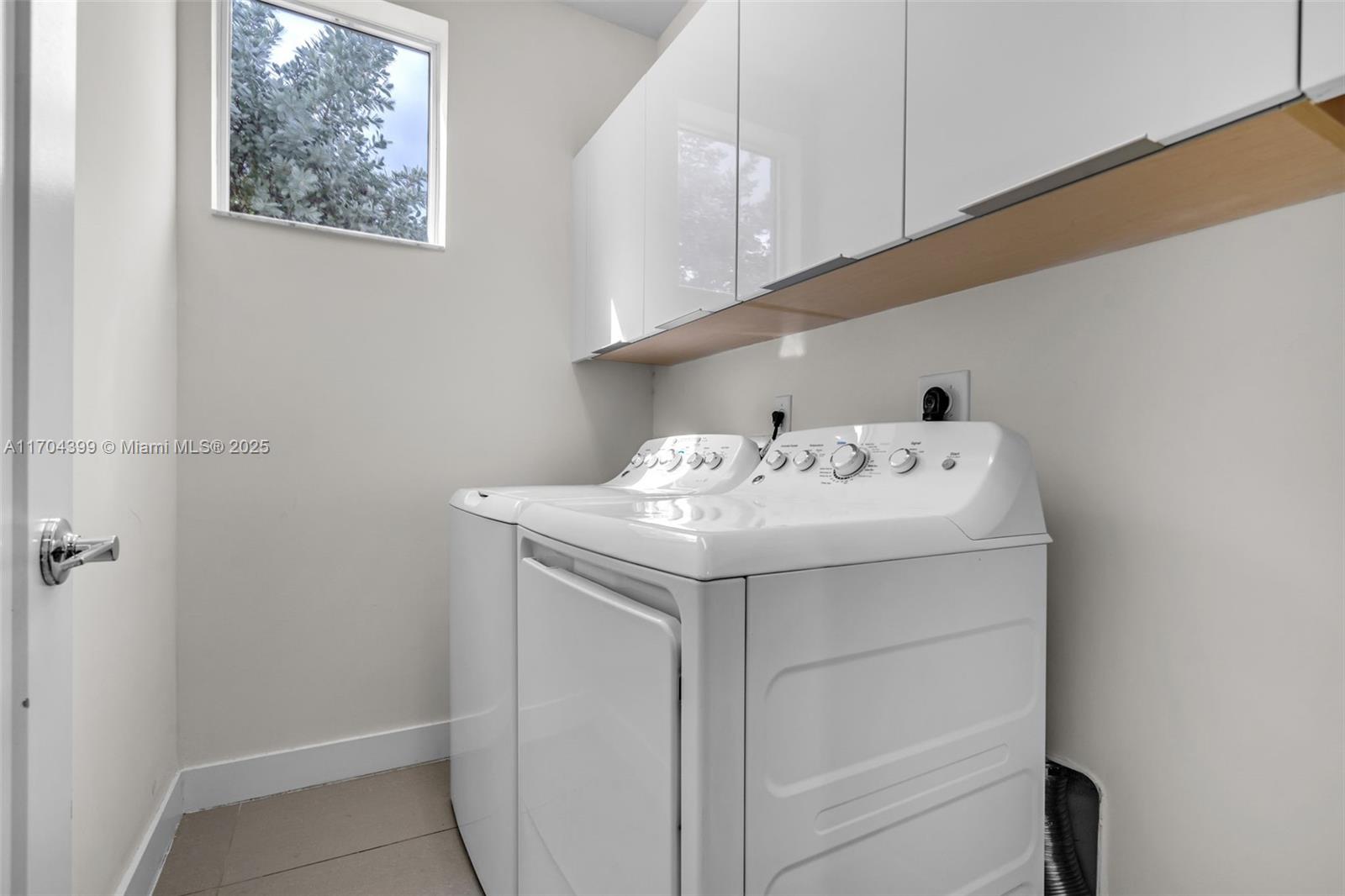 LANDMARK AT DORAL - Residential