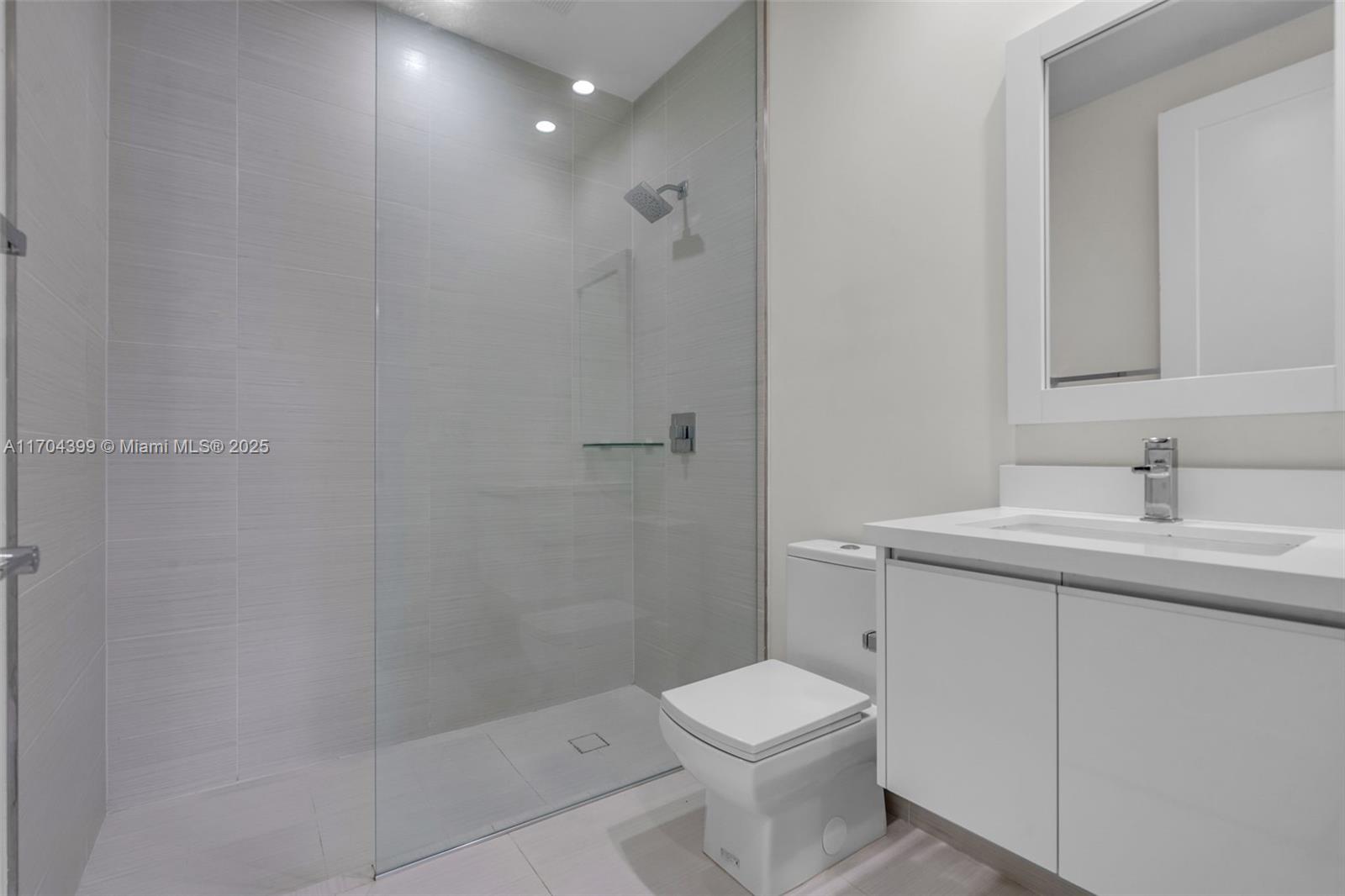 LANDMARK AT DORAL - Residential