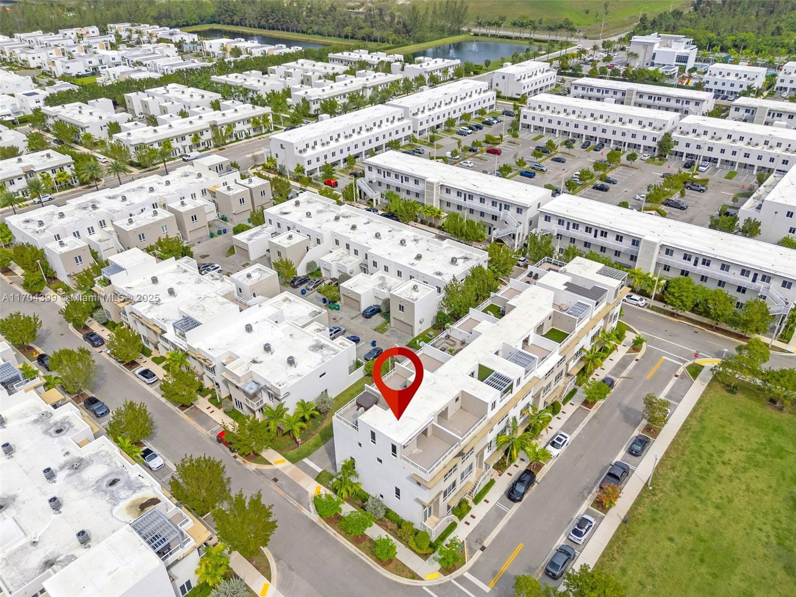 LANDMARK AT DORAL - Residential