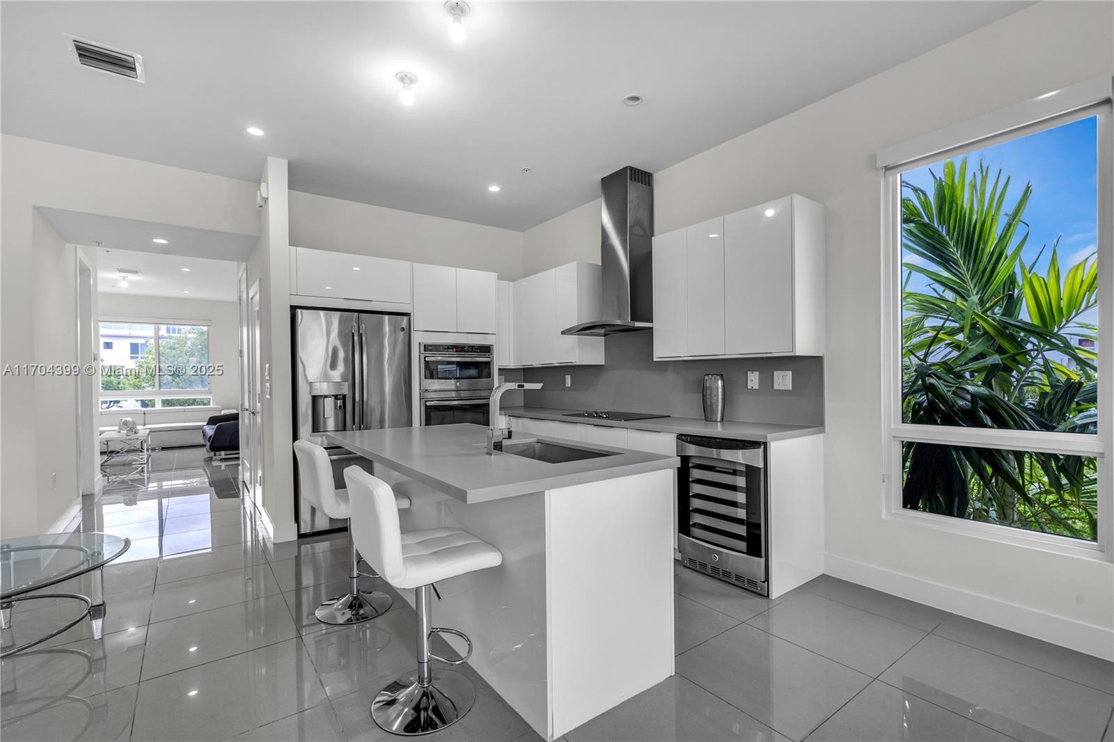 LANDMARK AT DORAL - Residential