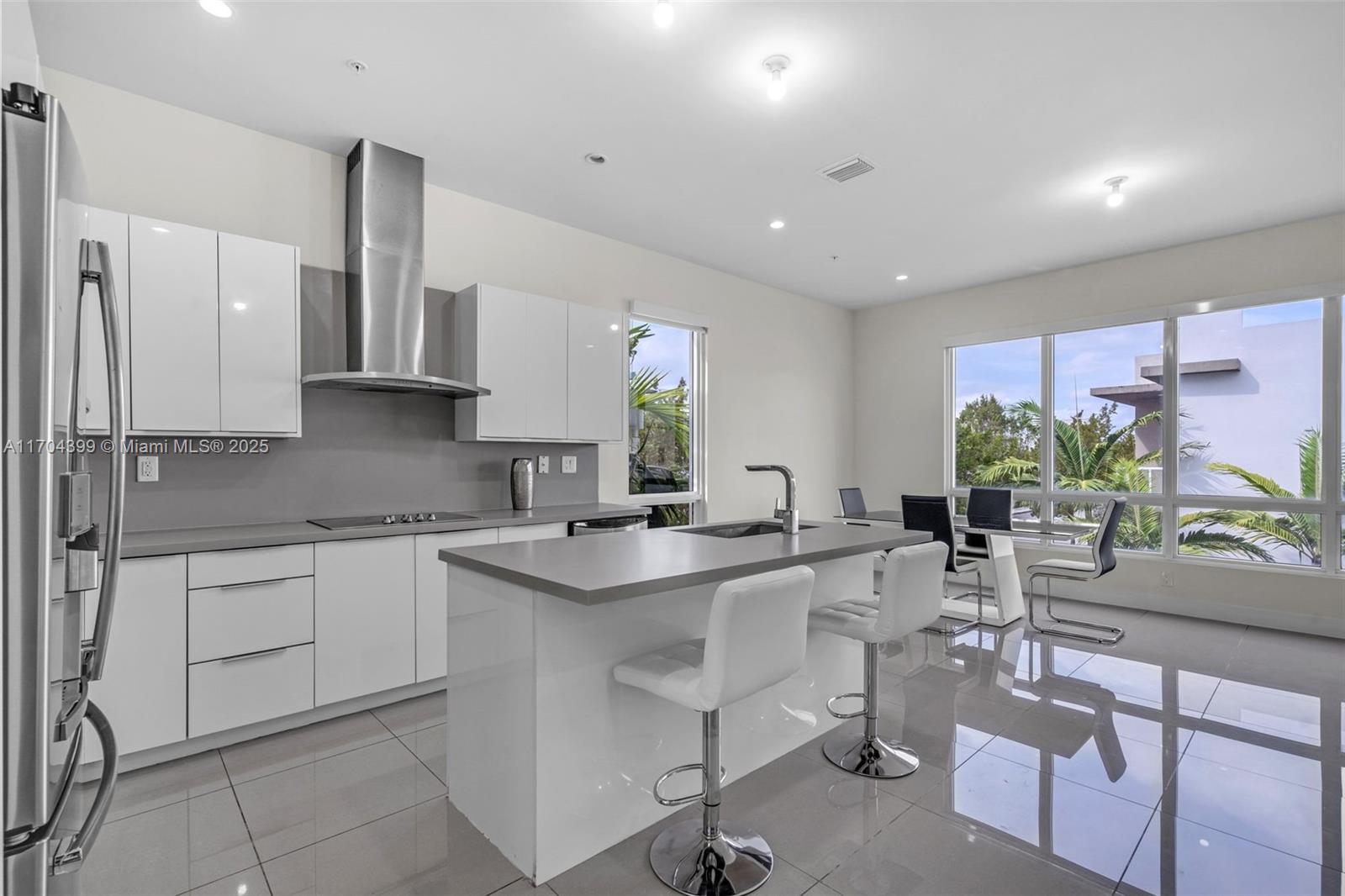 LANDMARK AT DORAL - Residential