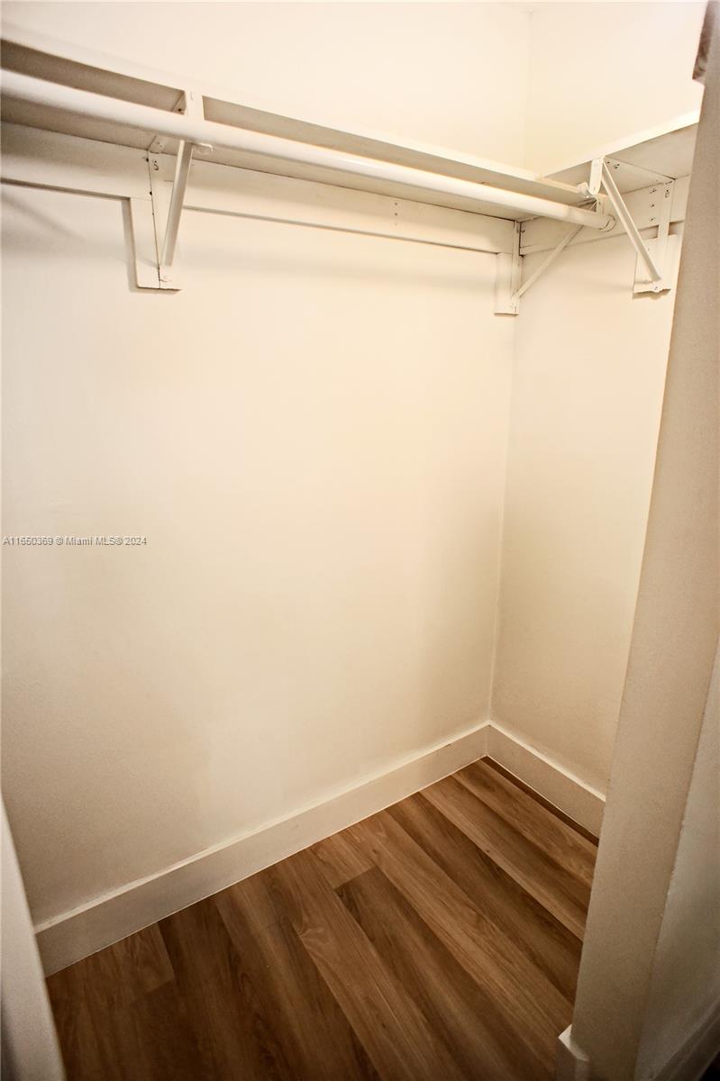 SERENITY ON THE RIVER CON - Residential Lease