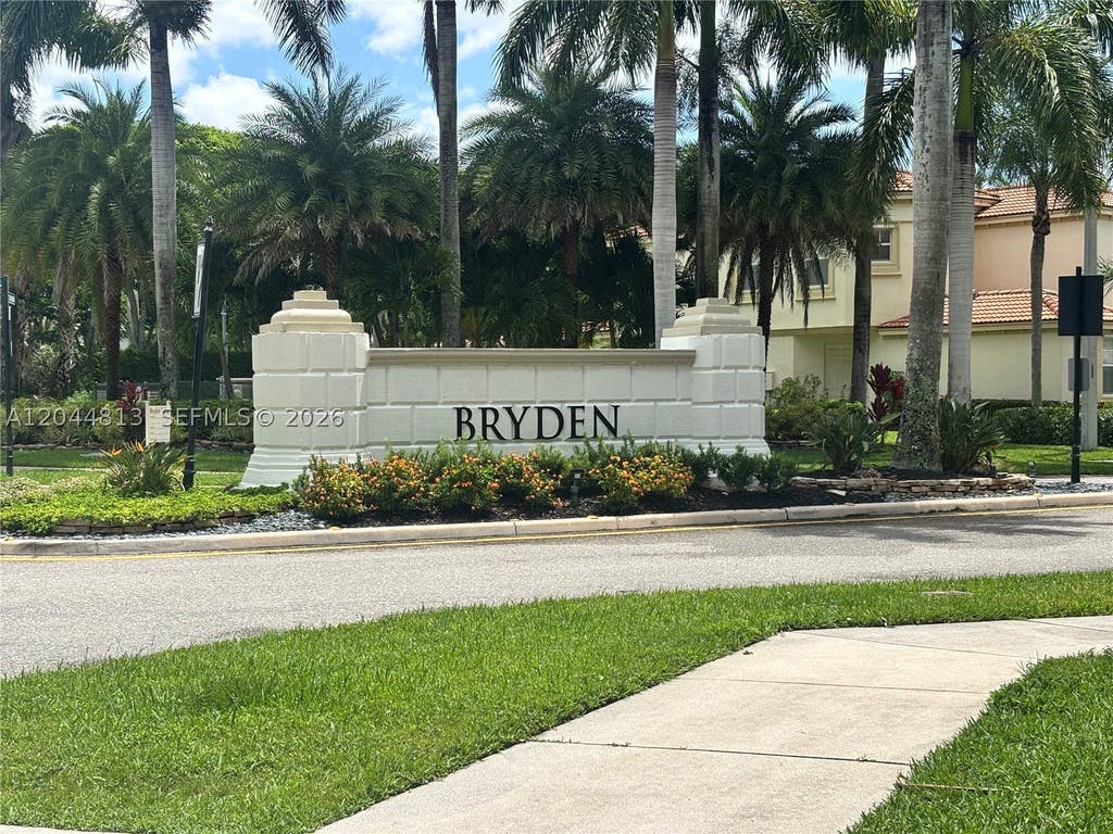 Photo of 9109 Dupont Pl, Wellington, FL 33414 (MLS # A12044813)
