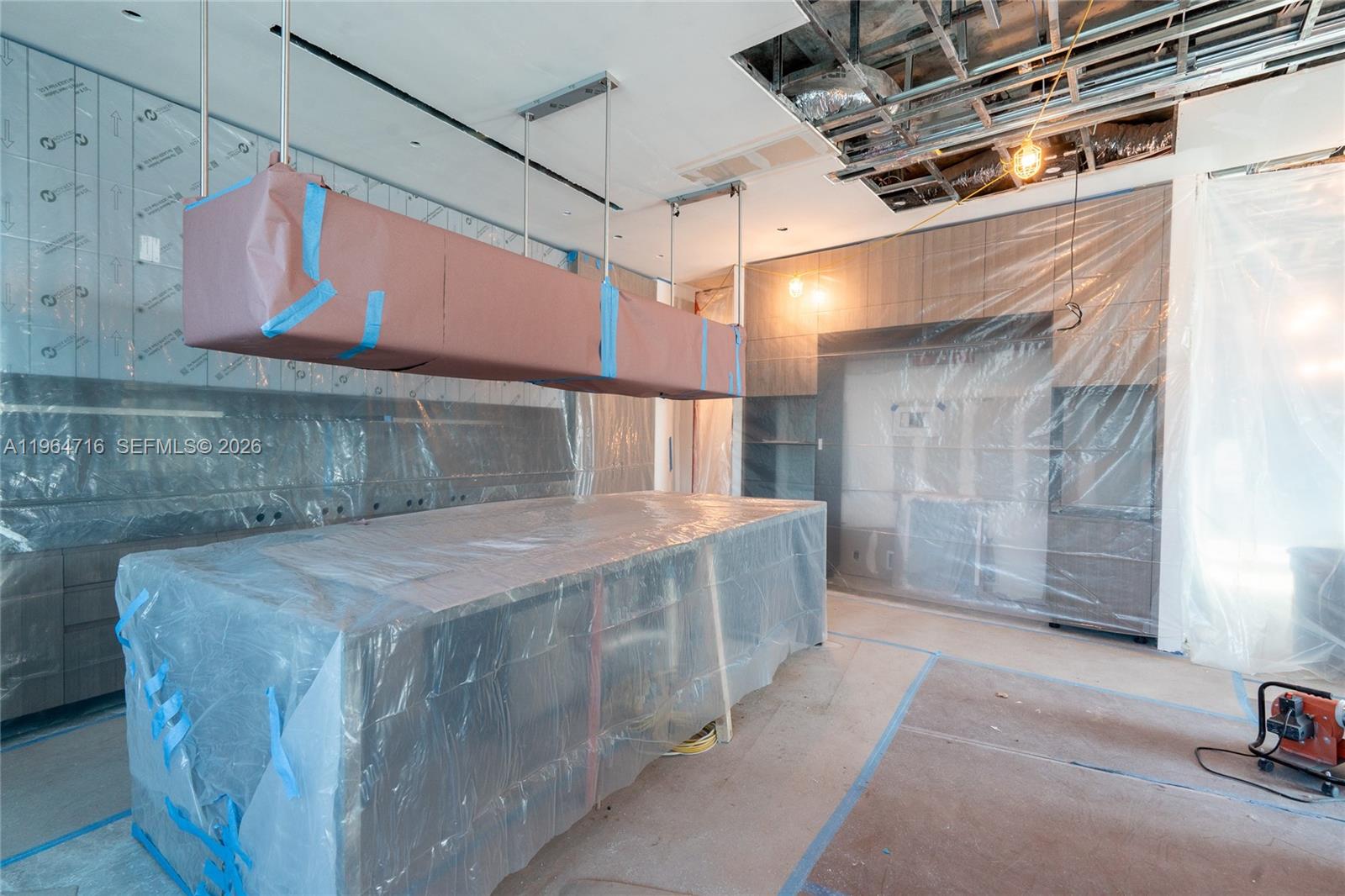 SUNSET ISLANDS-ISLAND NO - Residential