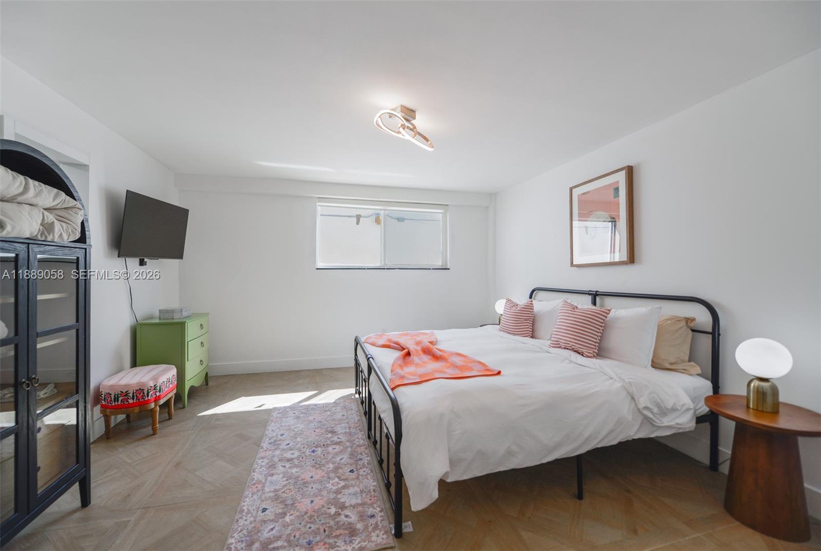 TOWNE ROYALE CONDO - Residential