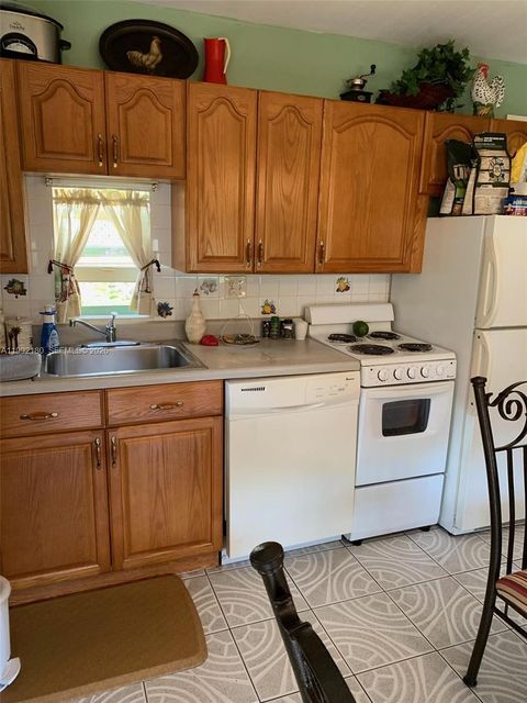 1916 Coolidge St 1 Hollywood FL 33020