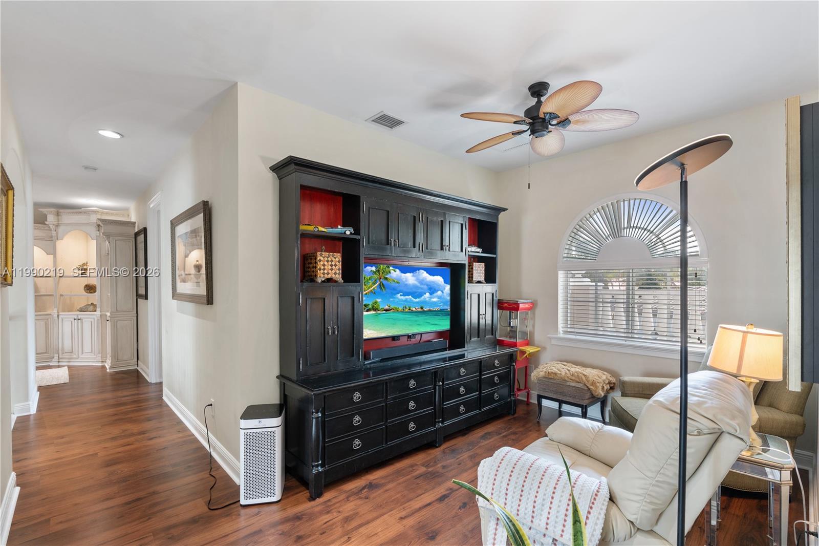 THREE ISLANDS 3RD SECTION - Residential