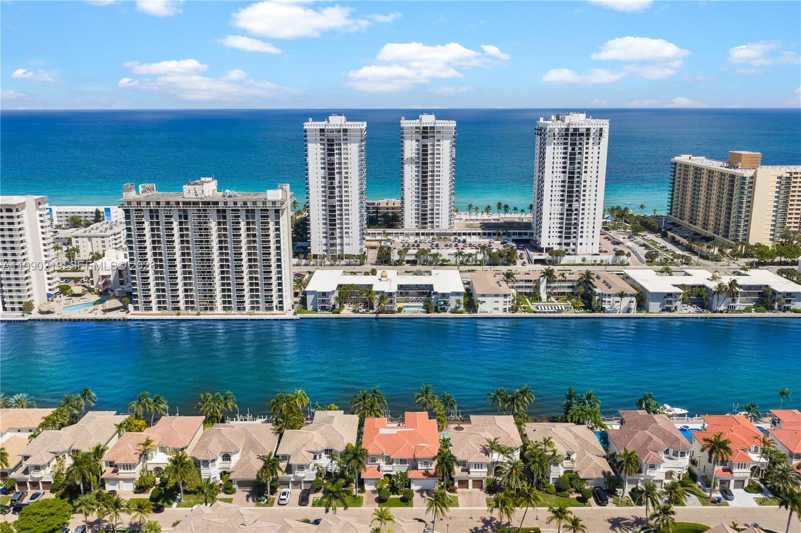 THREE ISLANDS 3RD SECTION - Residential