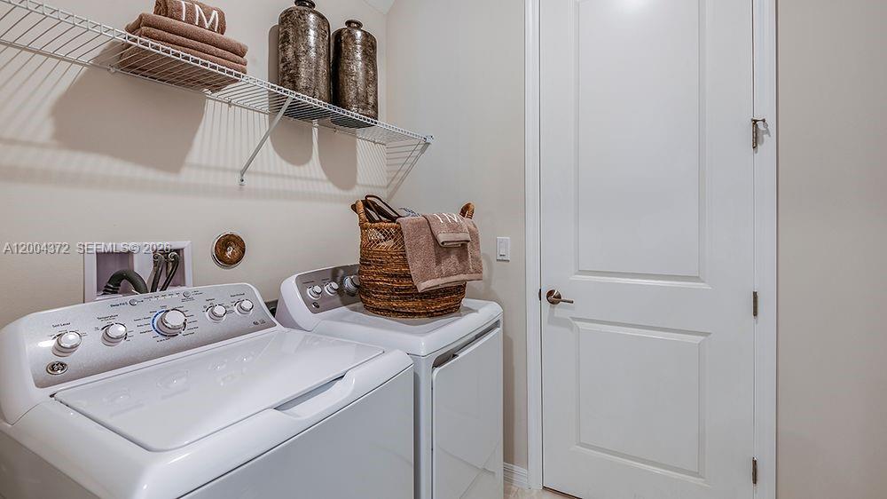 Veranda Oaks - Residential