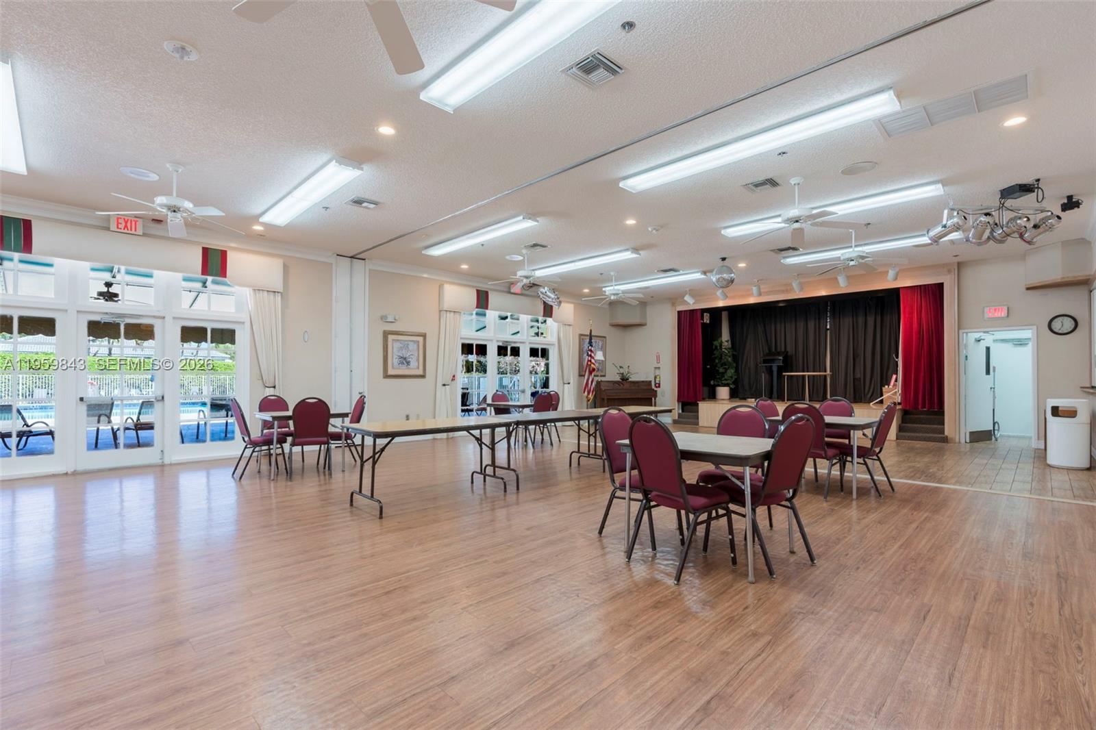 Summer Chase/Cypress Woods - Residential