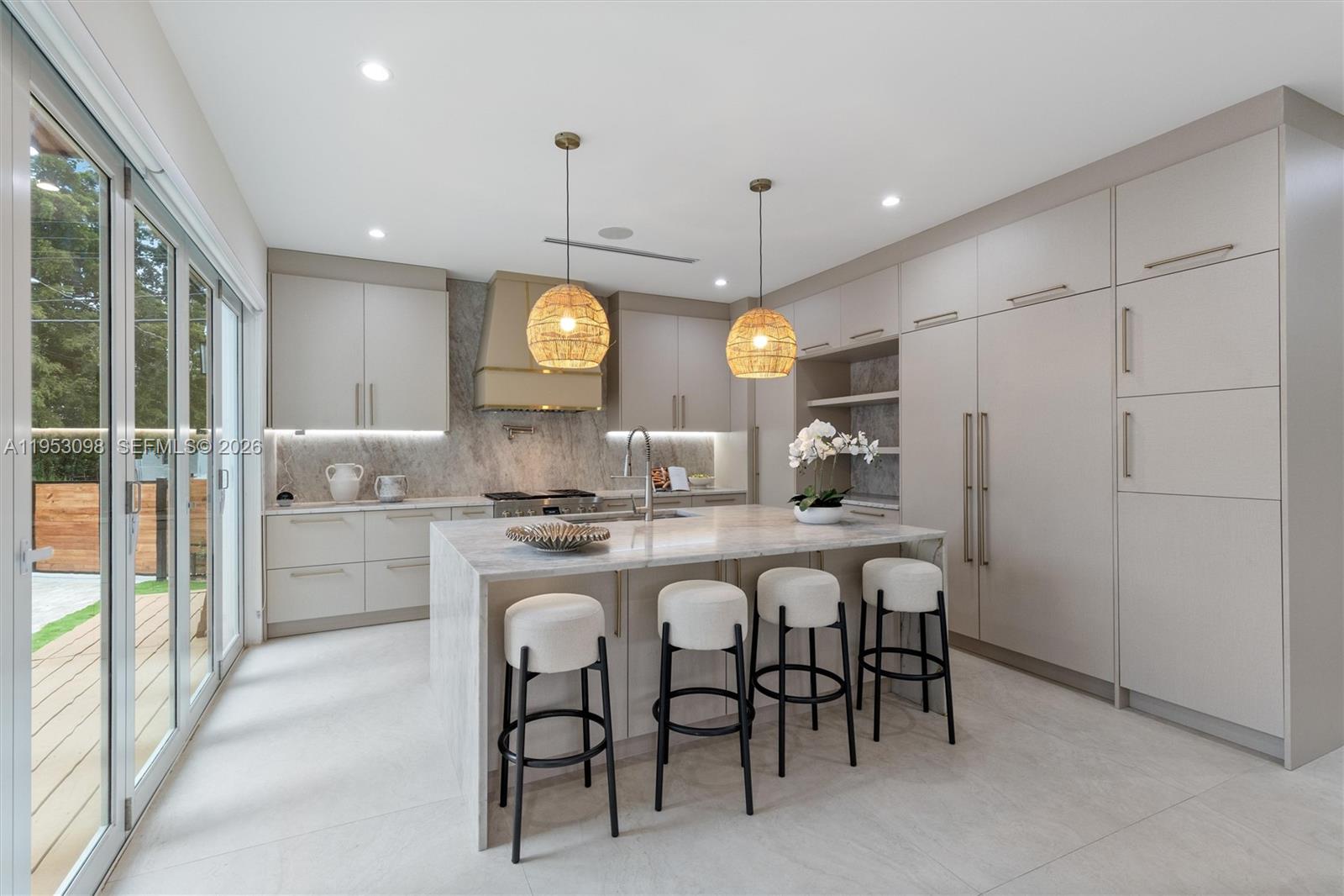 EAST SHENANDOAH - Residential