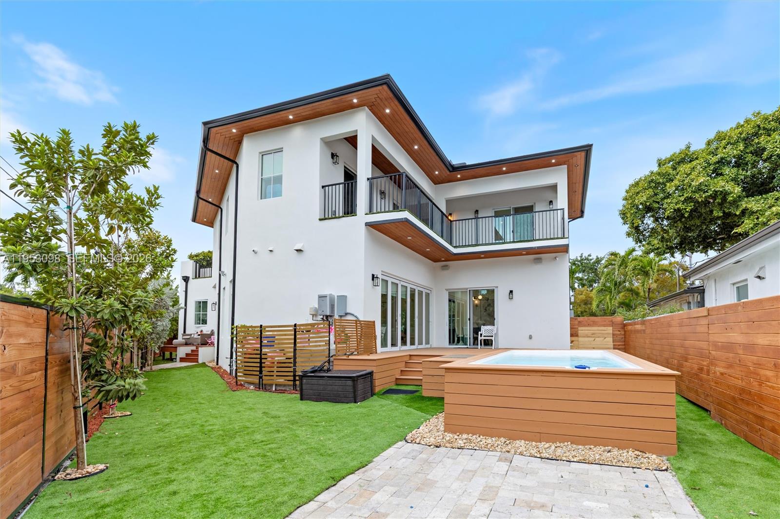 EAST SHENANDOAH - Residential