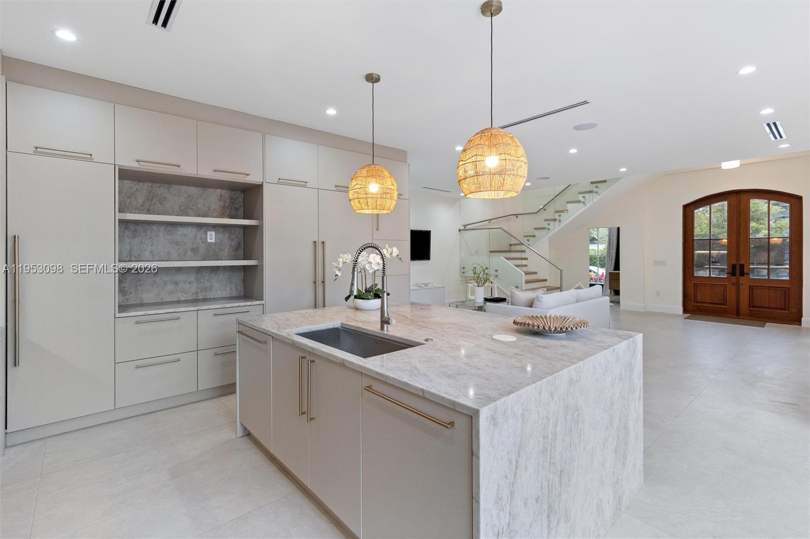 EAST SHENANDOAH - Residential