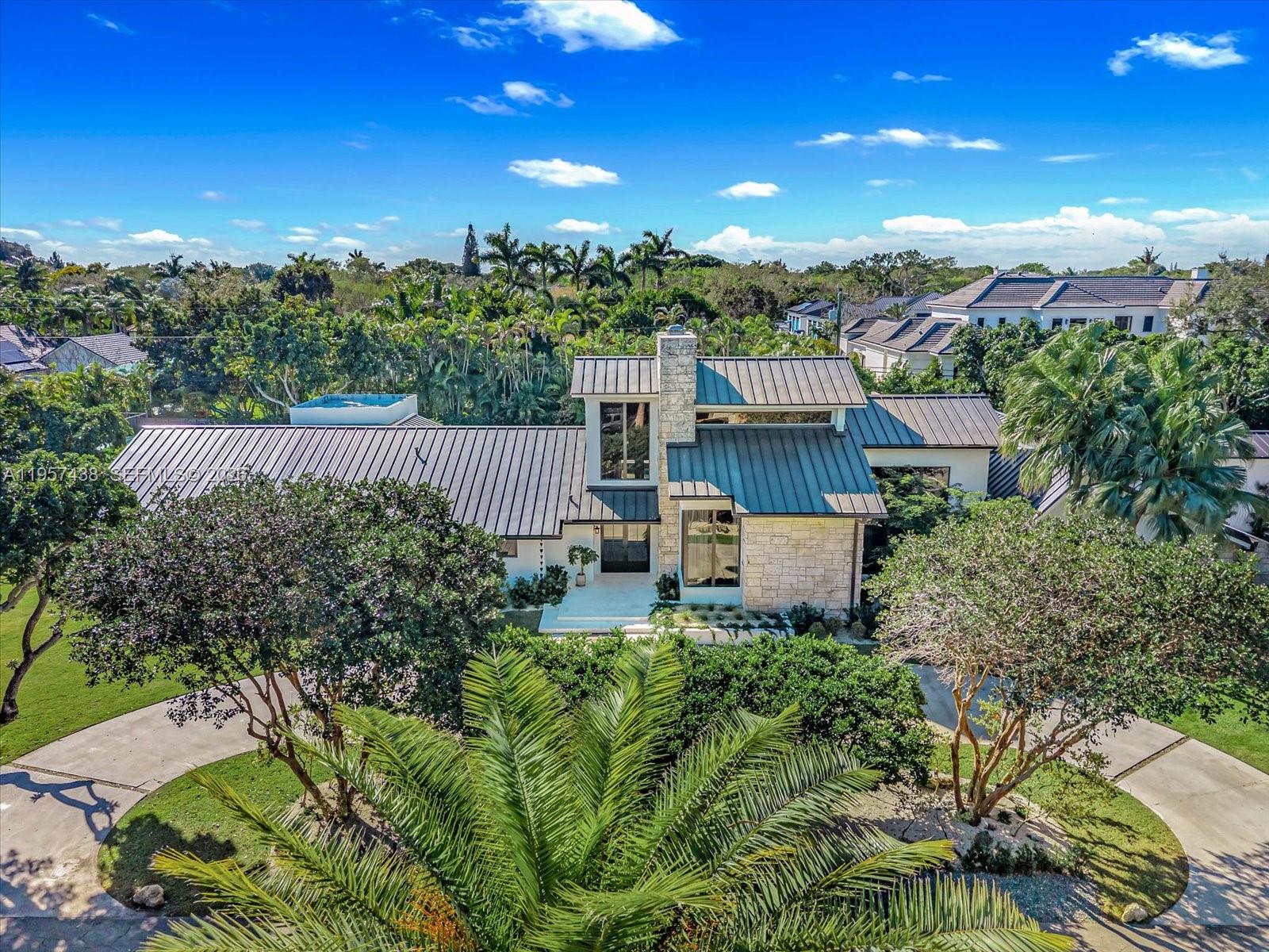 PINECREST GROVE - Residential