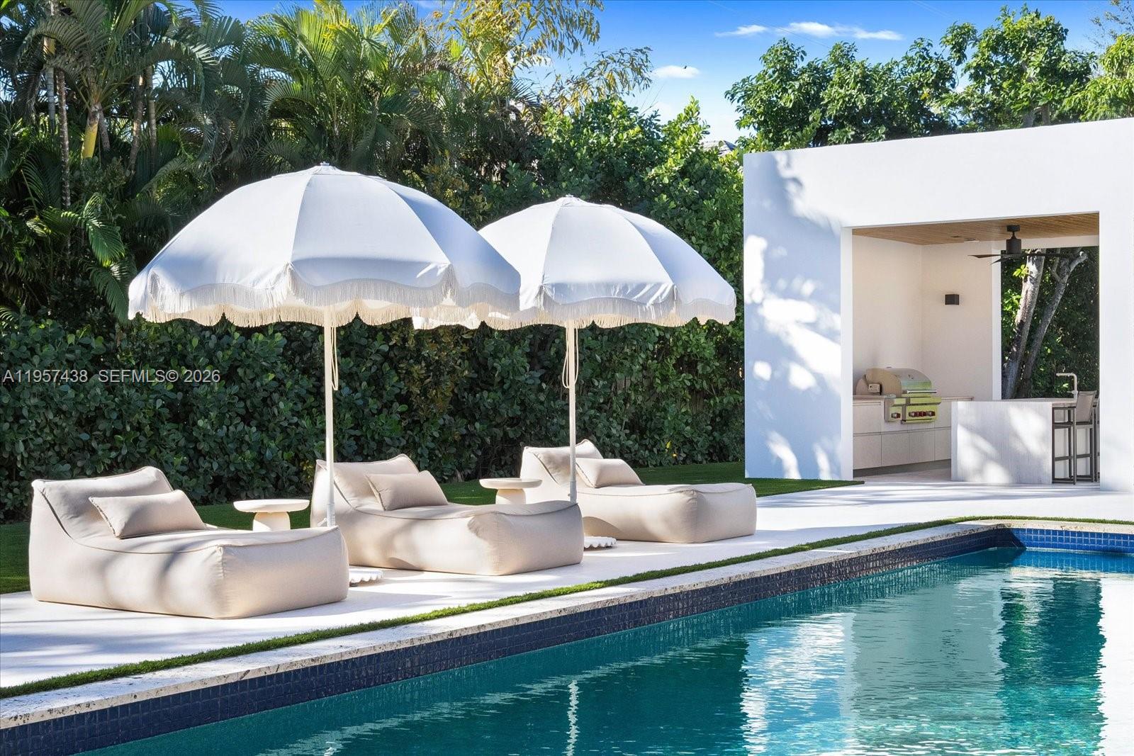 PINECREST GROVE - Residential