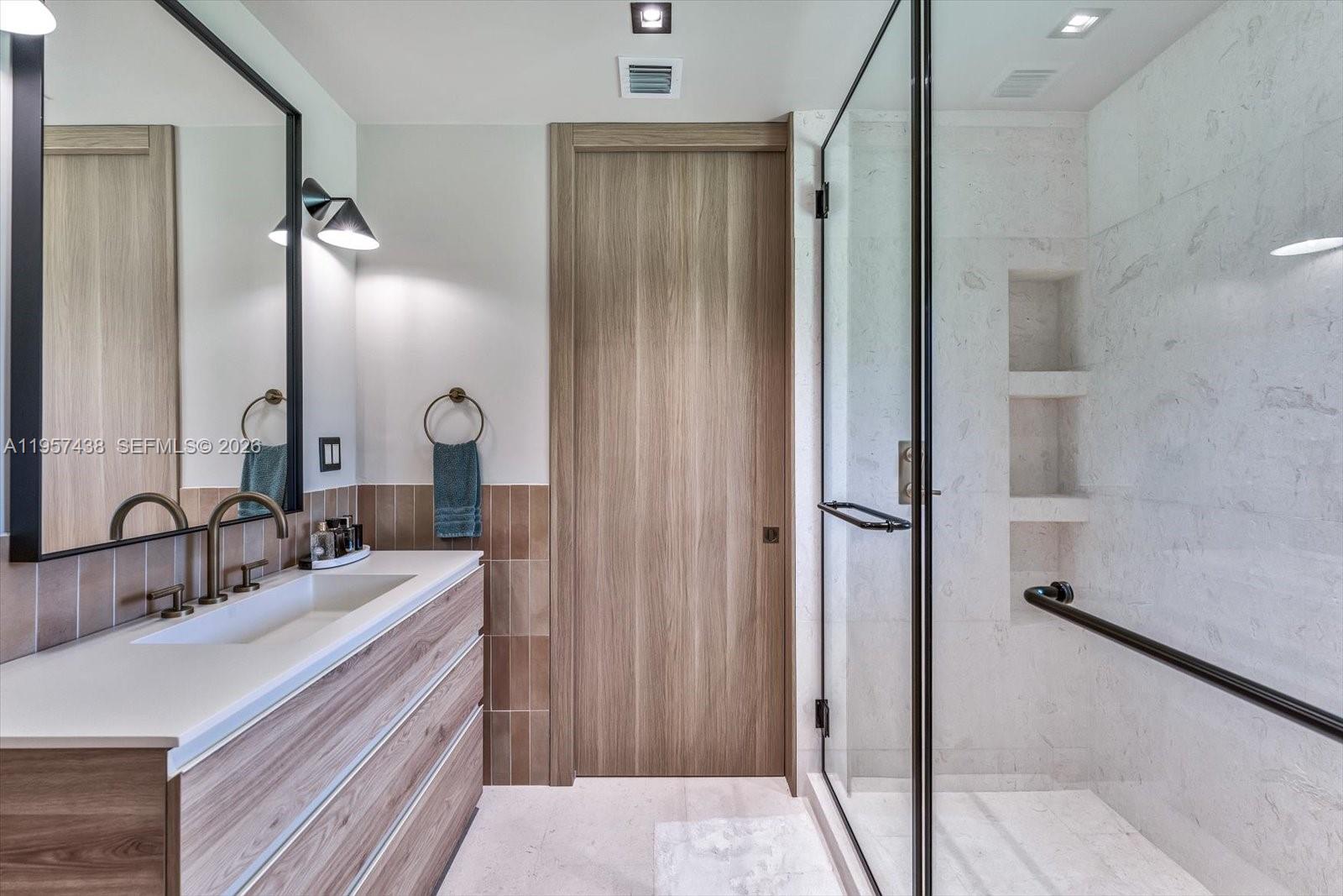 PINECREST GROVE - Residential