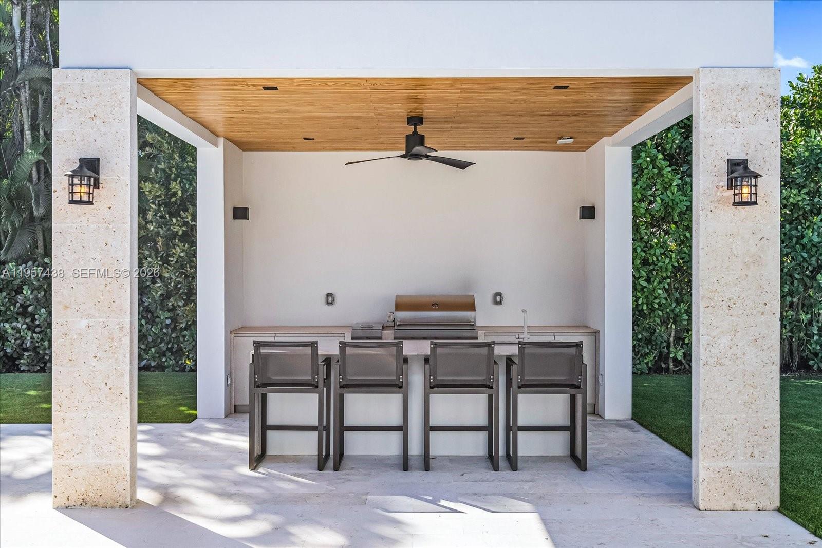 PINECREST GROVE - Residential