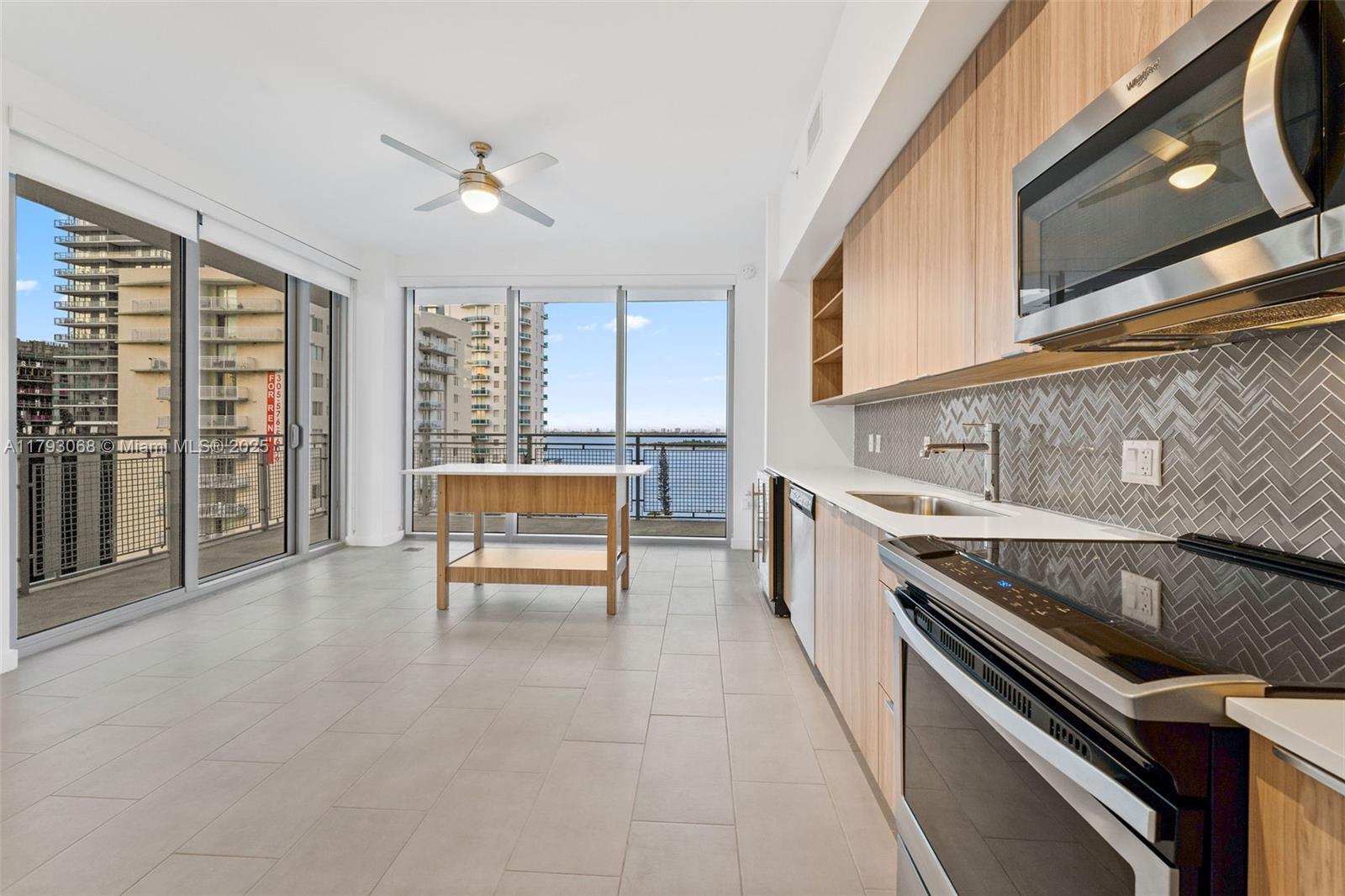 Rental Property at 2150 N Bayshore Dr 0501, Miami, Broward County, Florida - Bedrooms: 2 
Bathrooms: 2  - $4,604 MO.