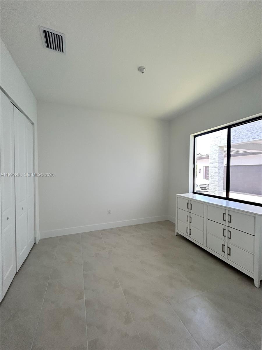 CANARIAS EAST - Residential