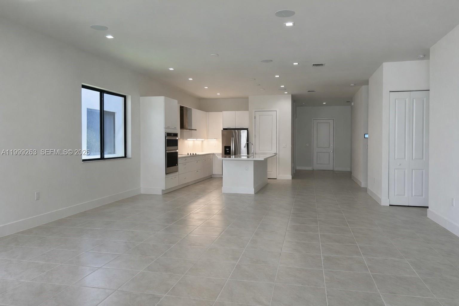 CANARIAS EAST - Residential