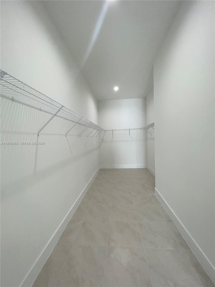 CANARIAS EAST - Residential