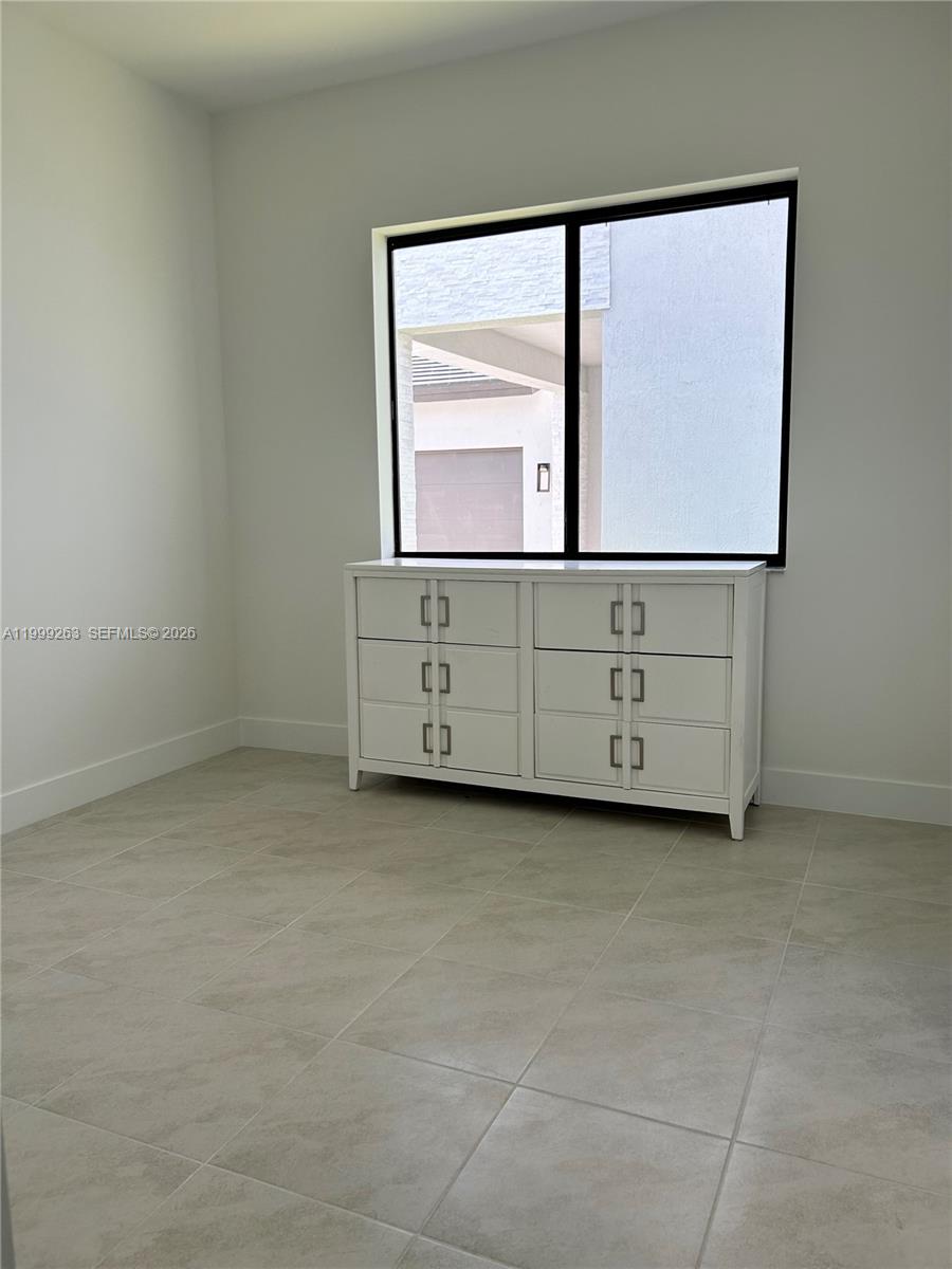 CANARIAS EAST - Residential