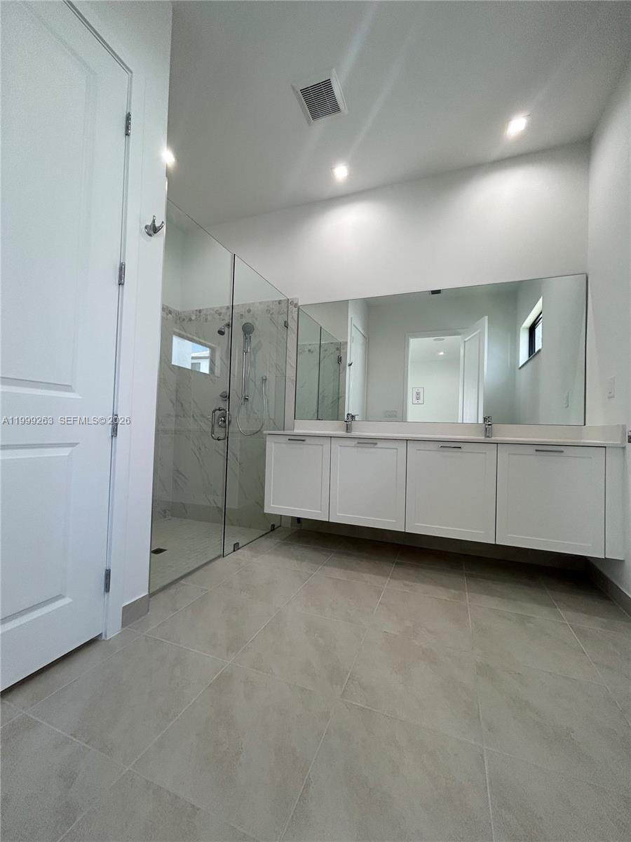 CANARIAS EAST - Residential