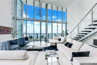 888 Biscayne Blvd 5112 Miami FL 33132