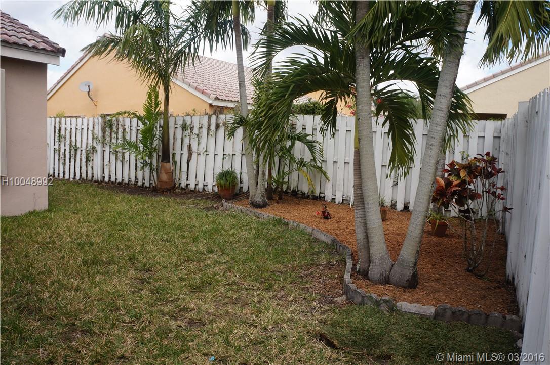 SAVANNAH FALLS - Residential