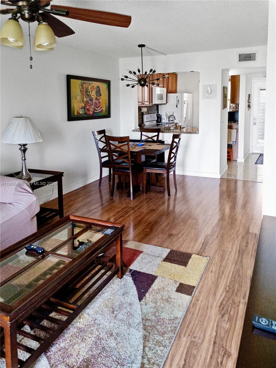 SUNRISE LAKES 217 CONDO - Residential