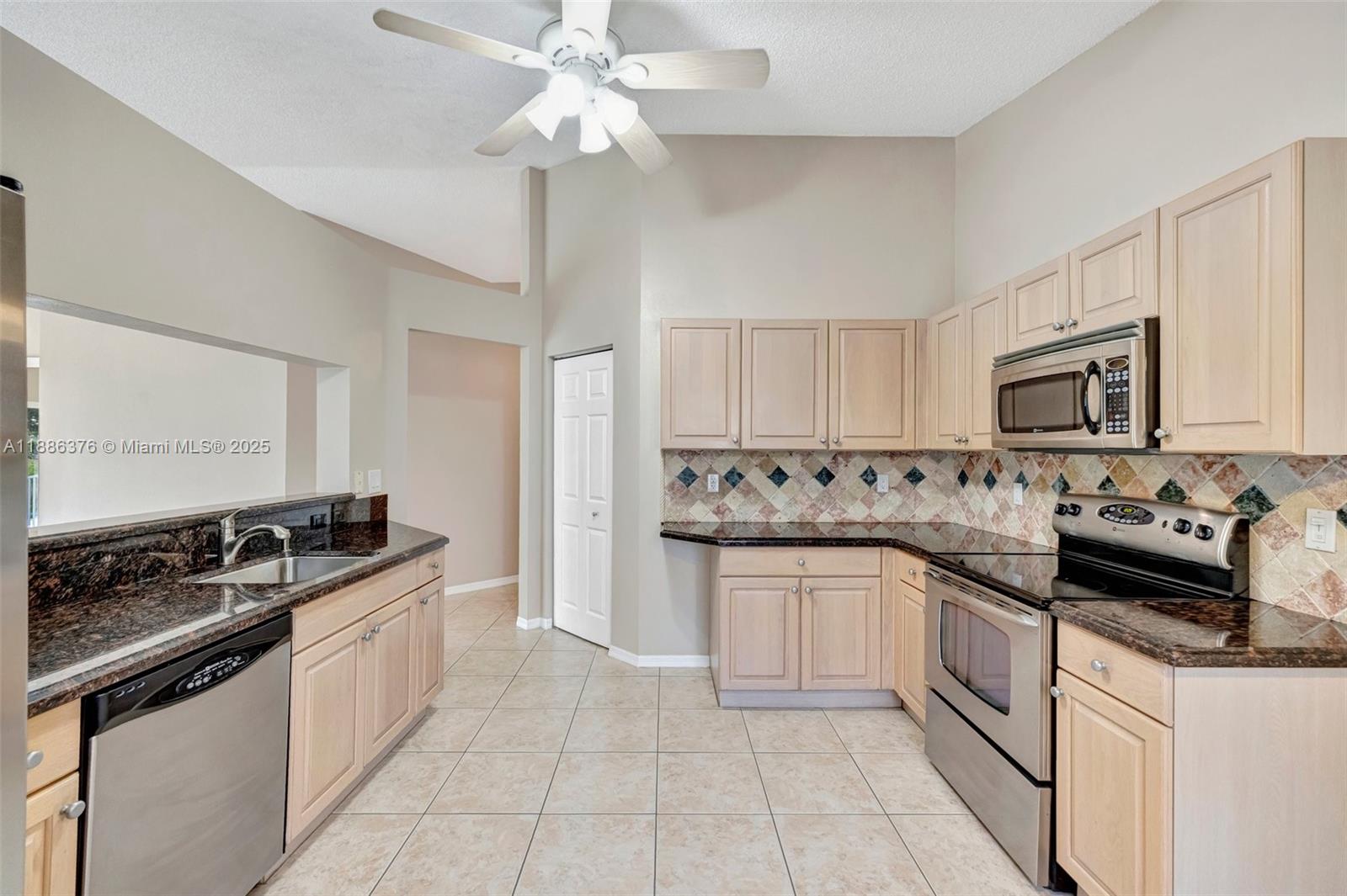 PARKSIDE AT SPRING VALLEY - Residential