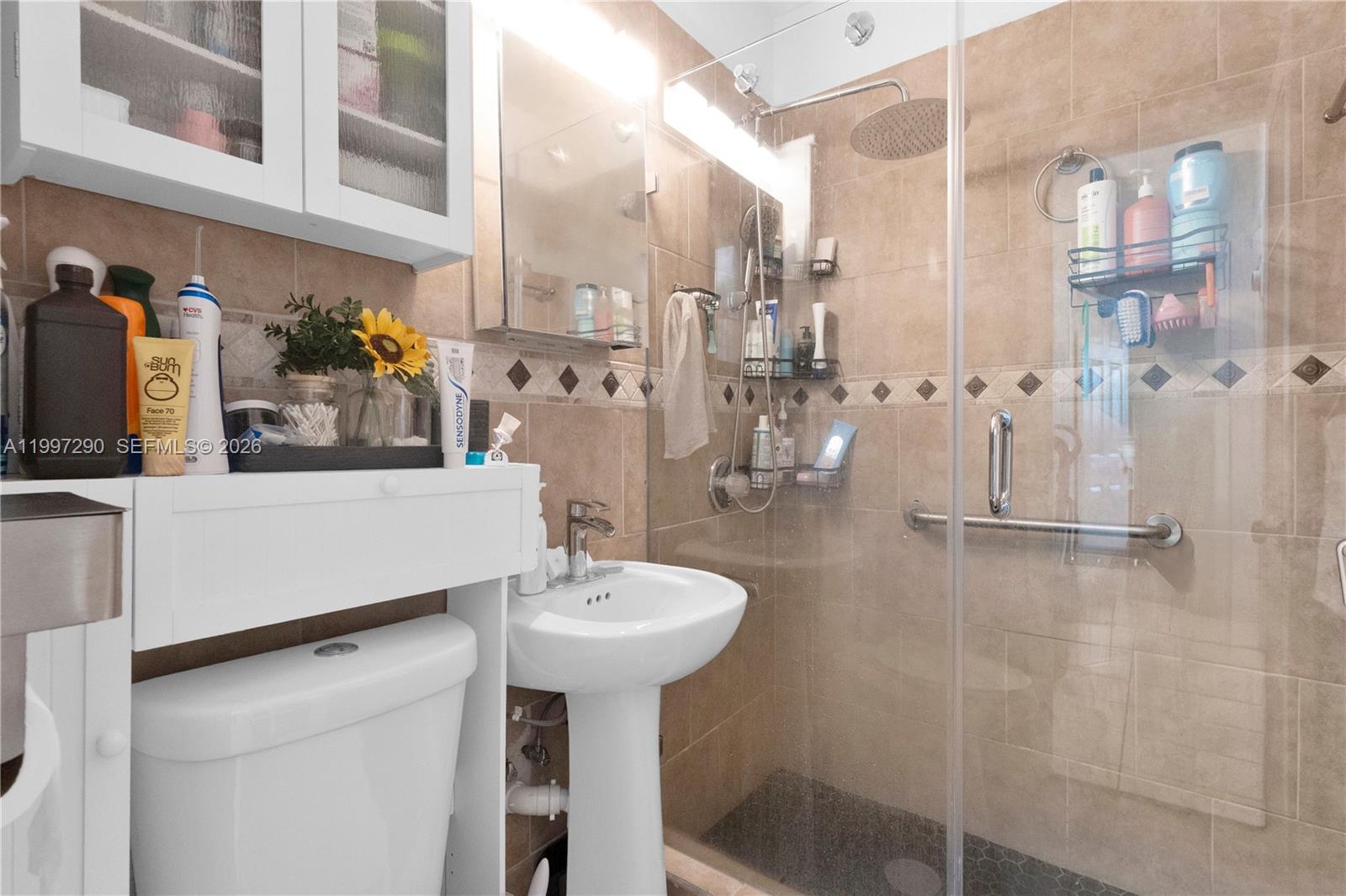 BREEZY HEIGHTS 1ST ADDN - Residential