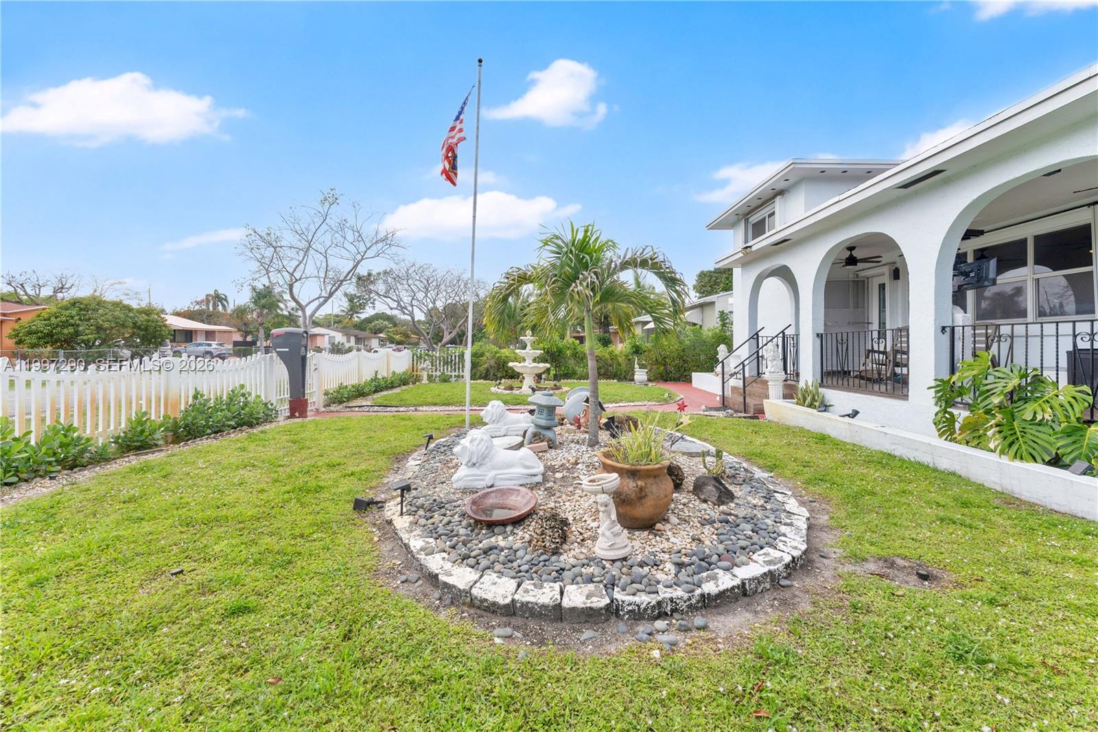 BREEZY HEIGHTS 1ST ADDN - Residential