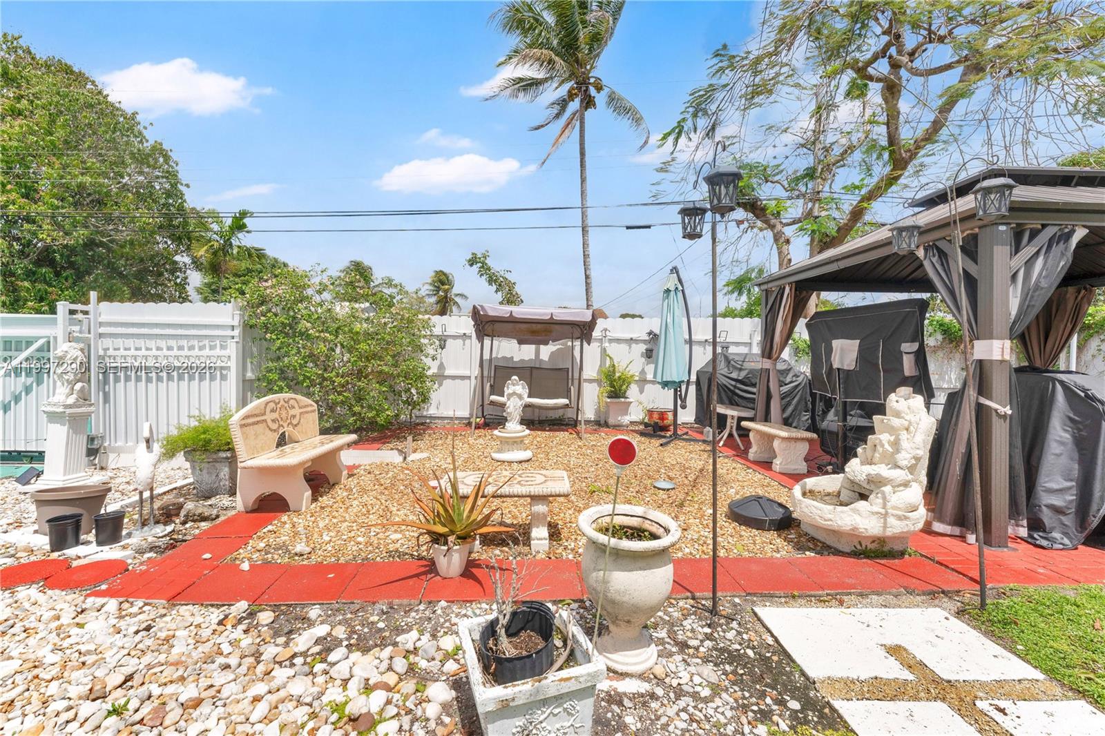 BREEZY HEIGHTS 1ST ADDN - Residential