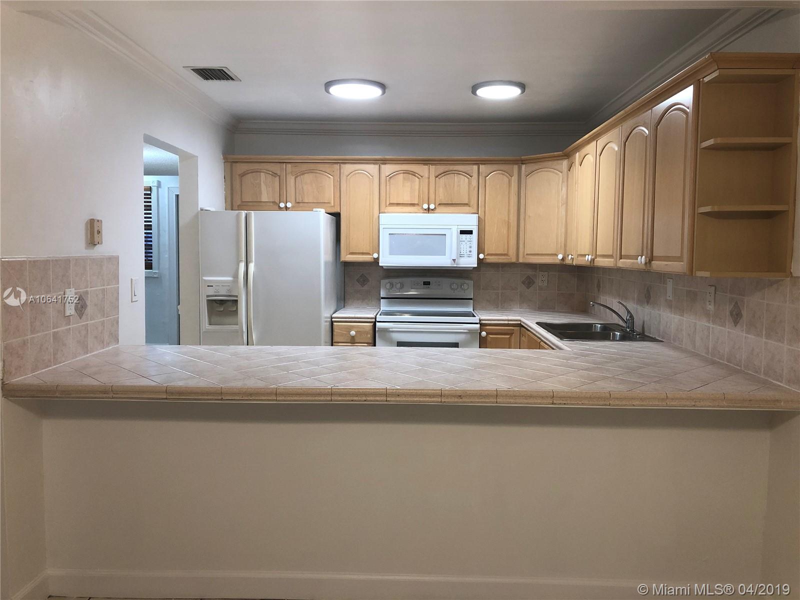 FIRST ADDN TO PALM SPRING - Residential Lease