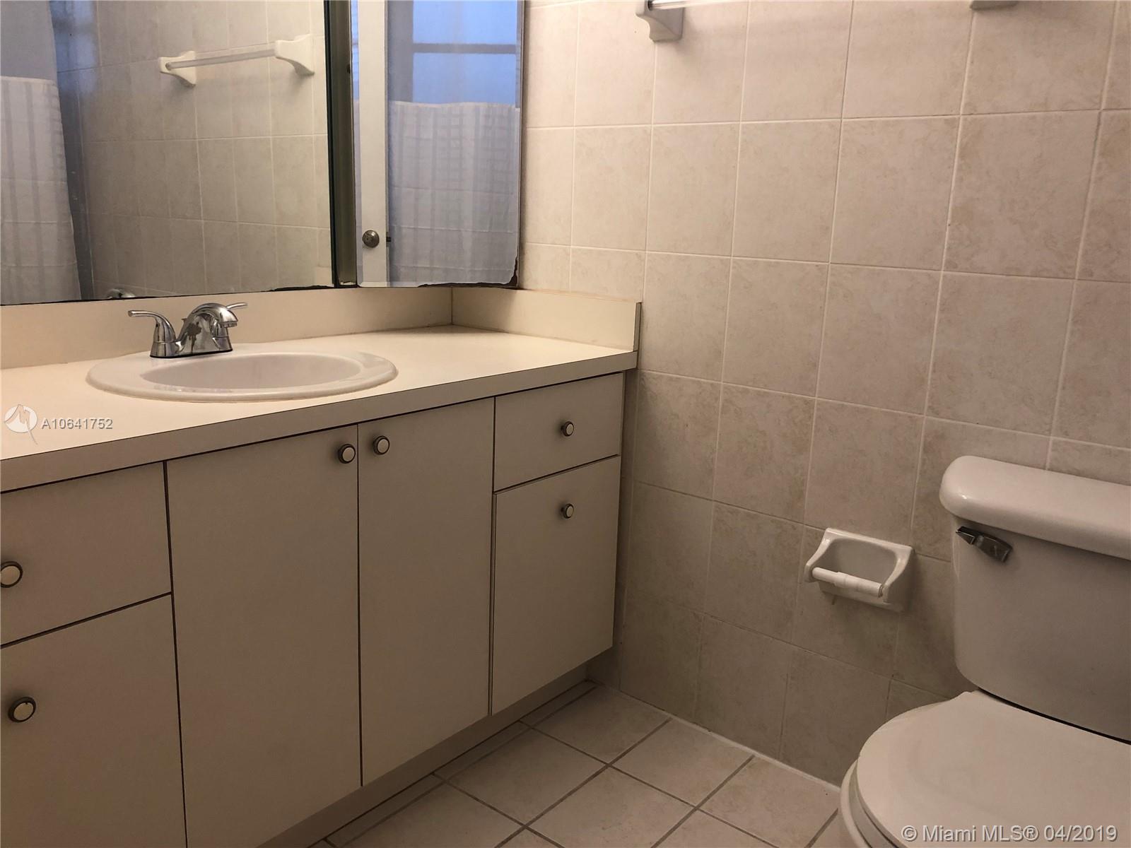 FIRST ADDN TO PALM SPRING - Residential Lease