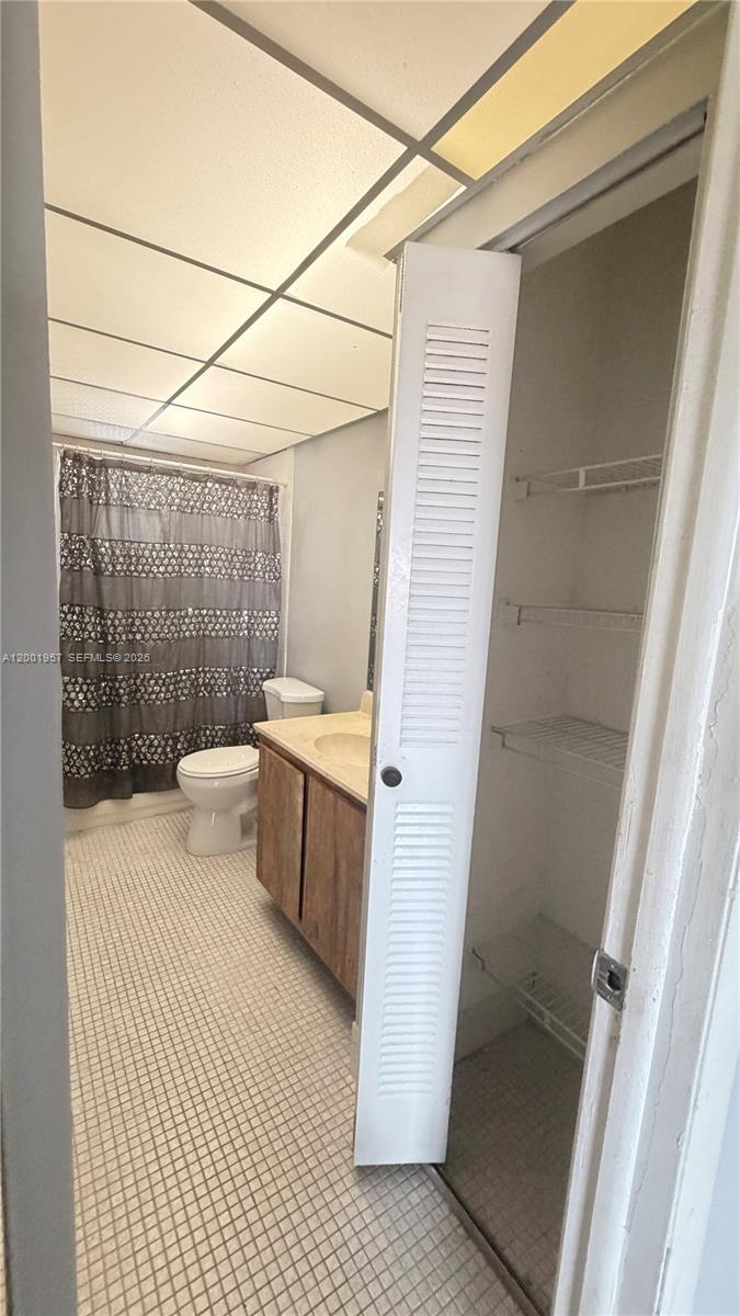 THE BEACH CLUB FONTAINEBL - Residential Lease