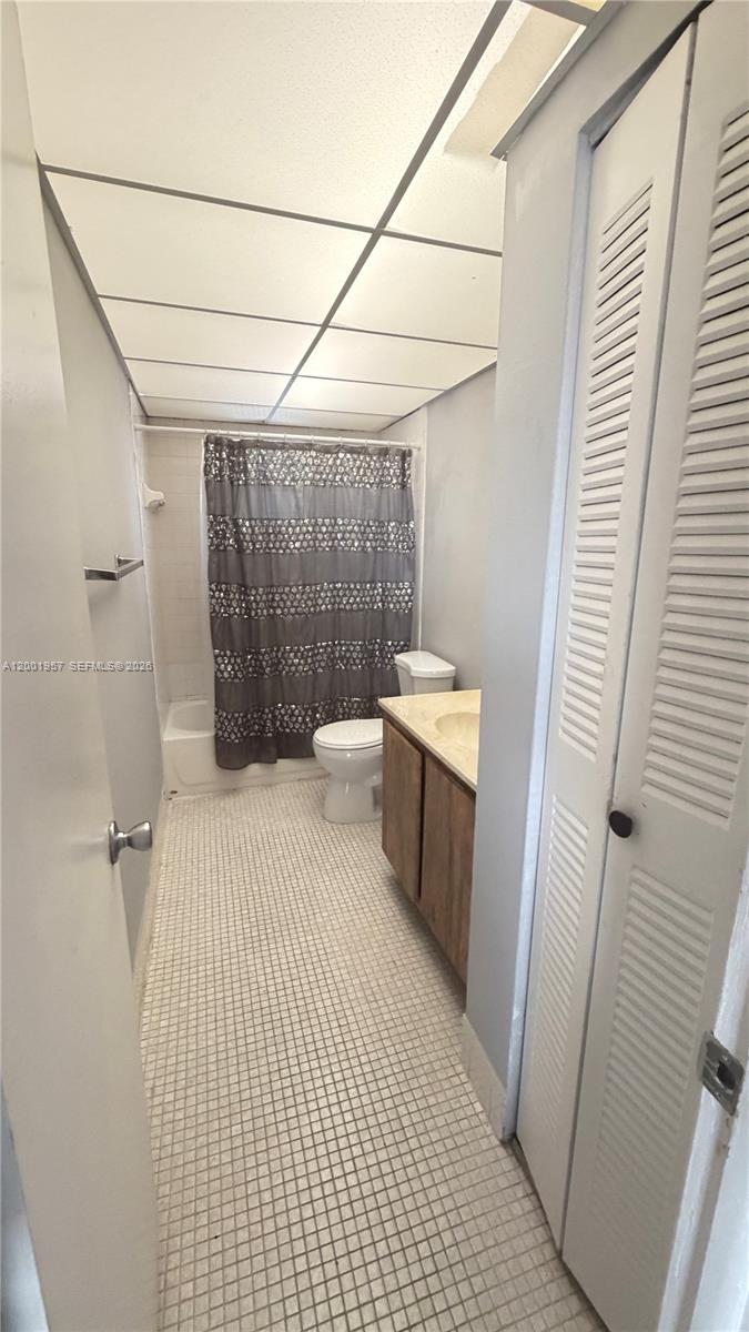 THE BEACH CLUB FONTAINEBL - Residential Lease