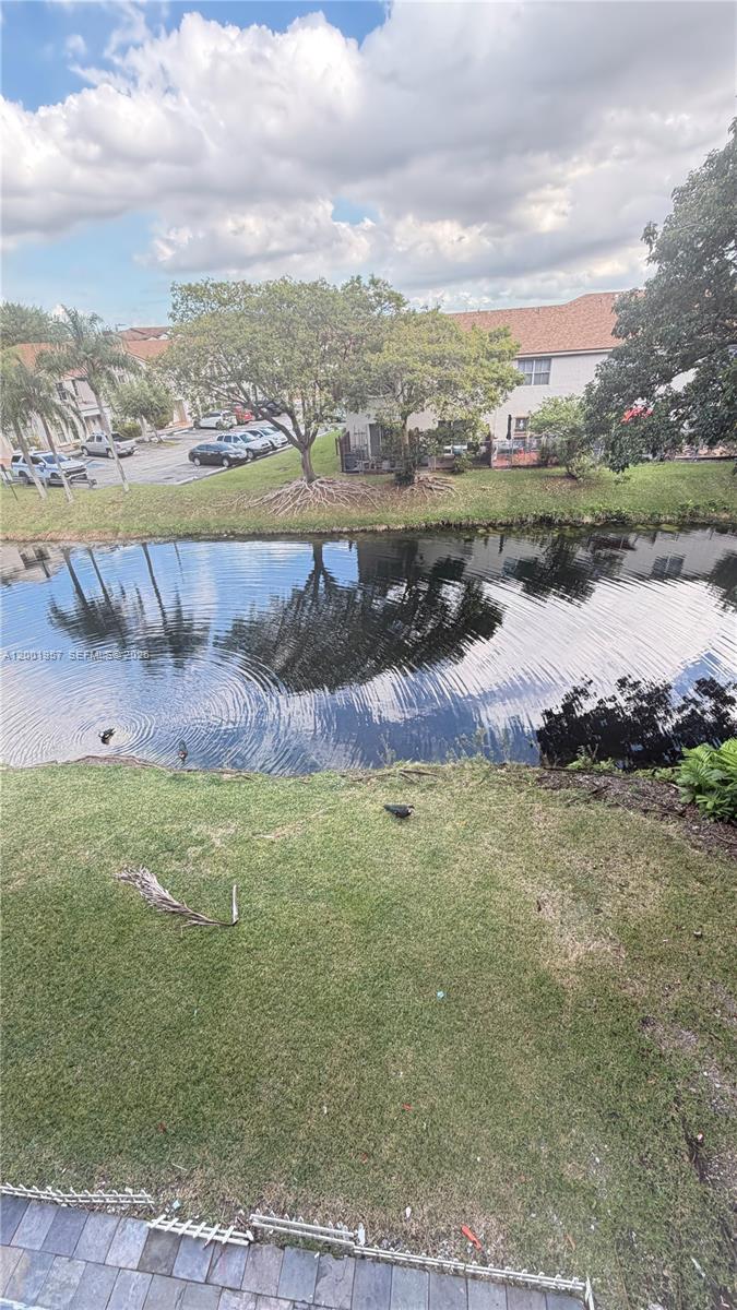 THE BEACH CLUB FONTAINEBL - Residential Lease